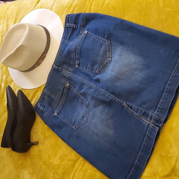 Style & Co Jean skirt sz 10 w/ stretch. - Picture 5 of 6
